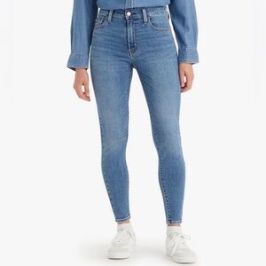 Levi's 720 High Rise Super Skinny Blue Jeans (like new)
